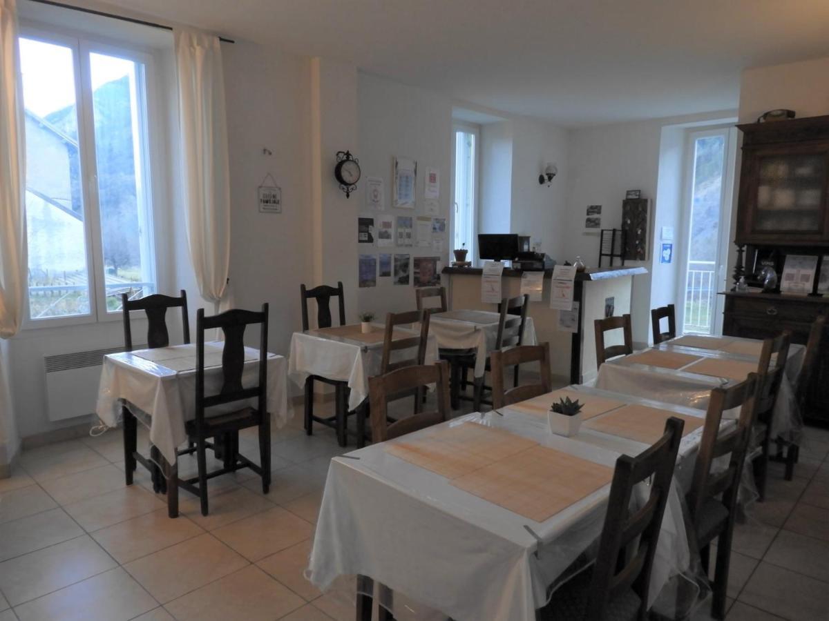 Le Relais Des Cavaliers * Villeneuve-d'Entraunes